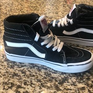 Van’s SK8-HI - Kid’s size 1.5